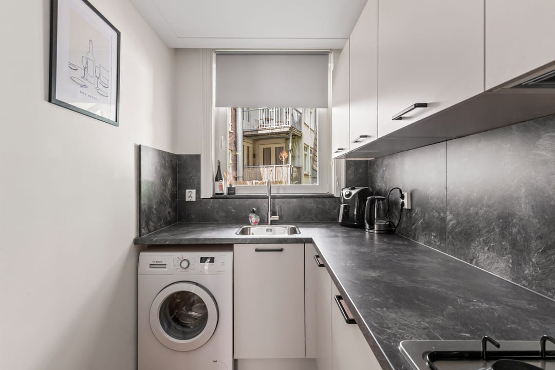 Photo 11 of Albert Cuypstraat 47-1