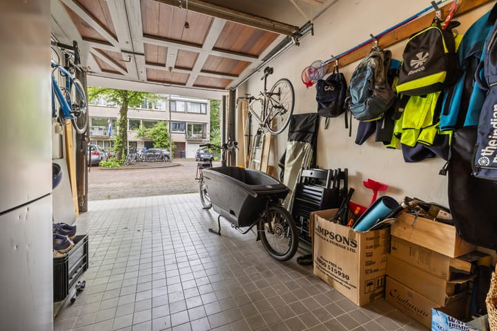 Tussenwoning te koop: Cannenburg 80, Amsterdam