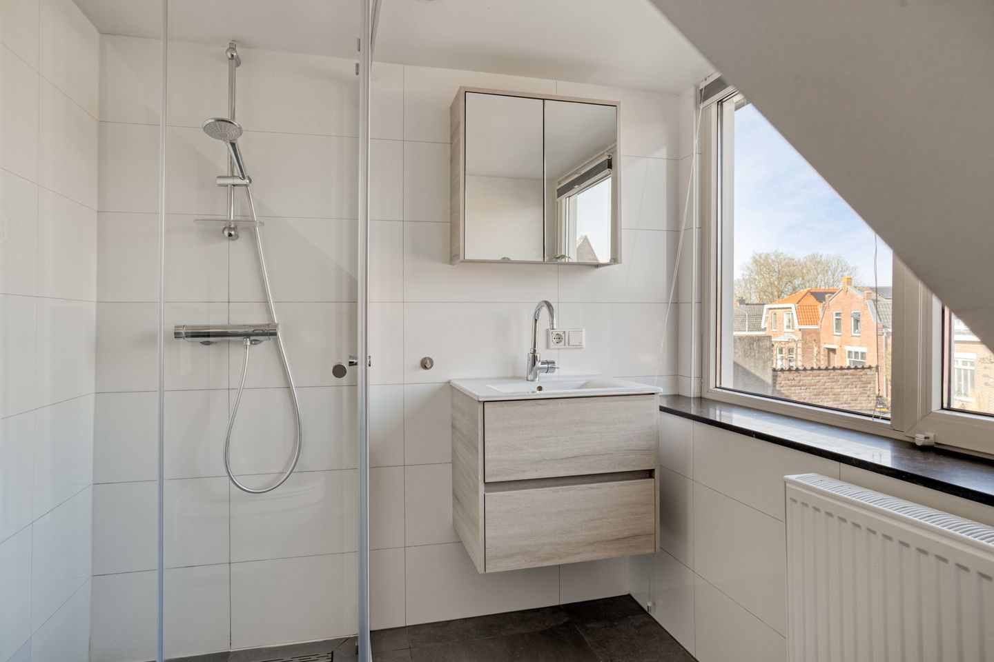 Photo 19 of Raadhuisstraat 55
