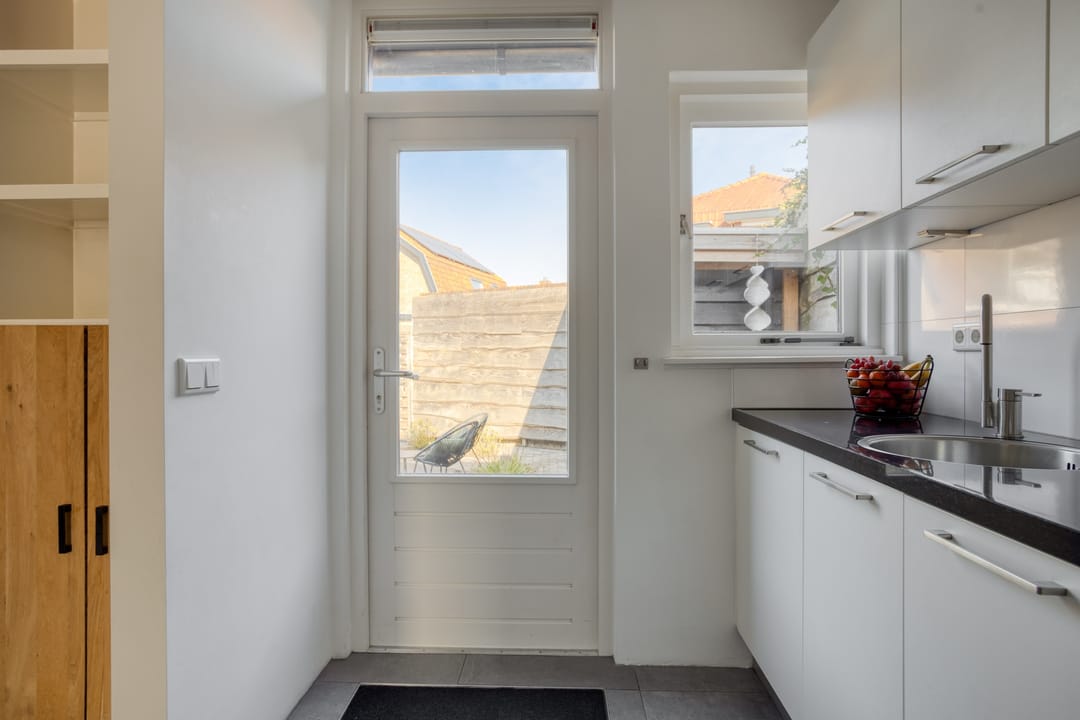 Photo 13 of Raadhuisstraat 55