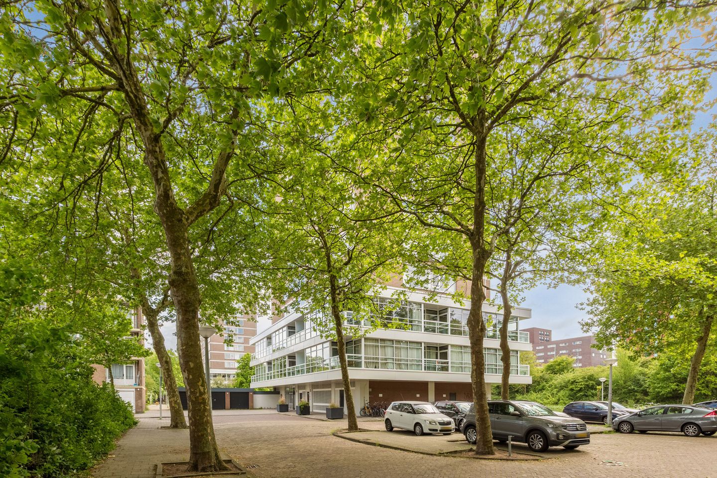 Photo 35 of Maassluisstraat 44