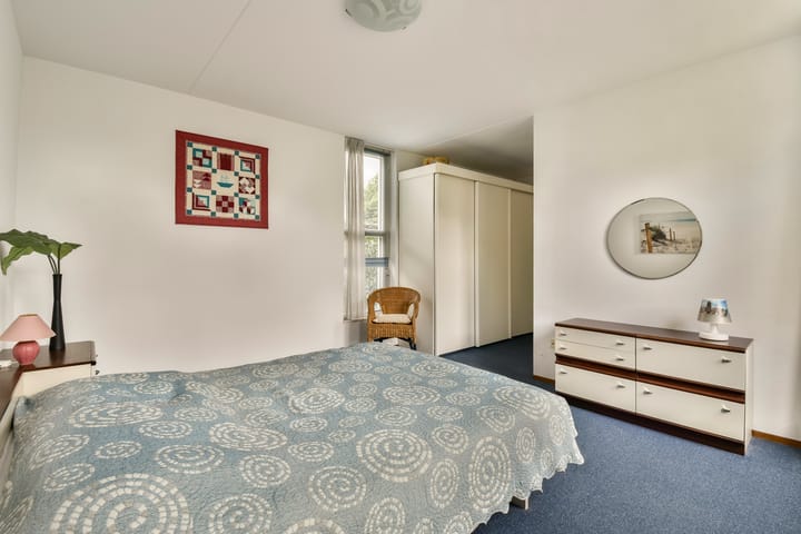 Hoekwoning te koop: Van den Broek-erf 49, Dordrecht