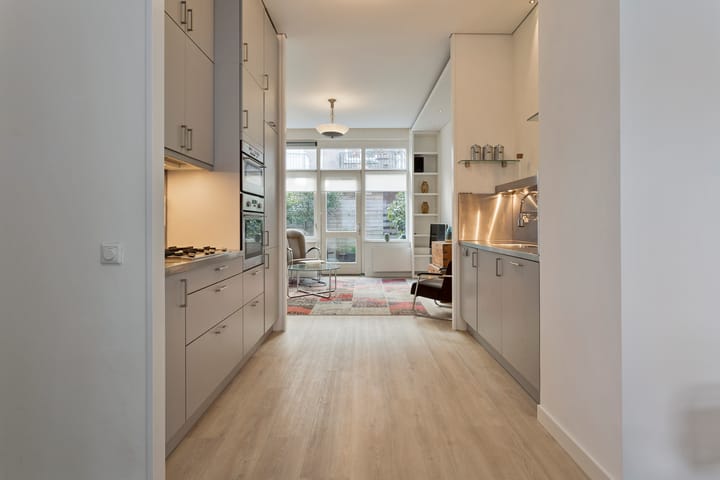 Photo 2 of Nieuwe Weteringstraat 65