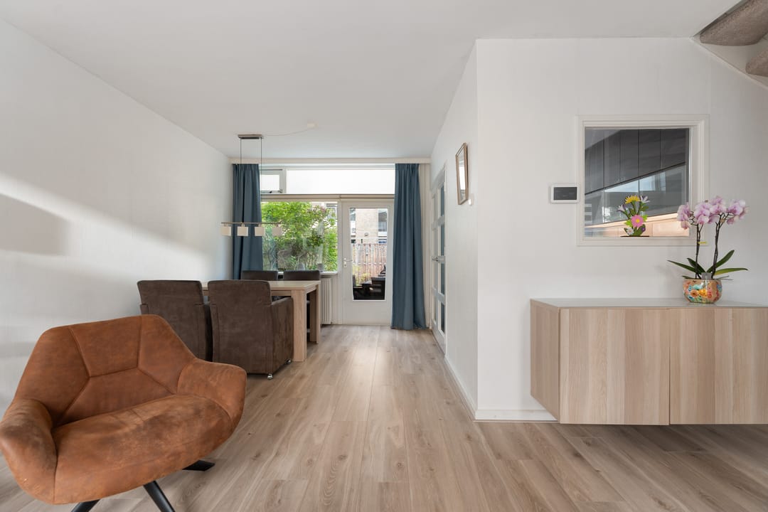 Photo 17 of Wormerveerstraat 45