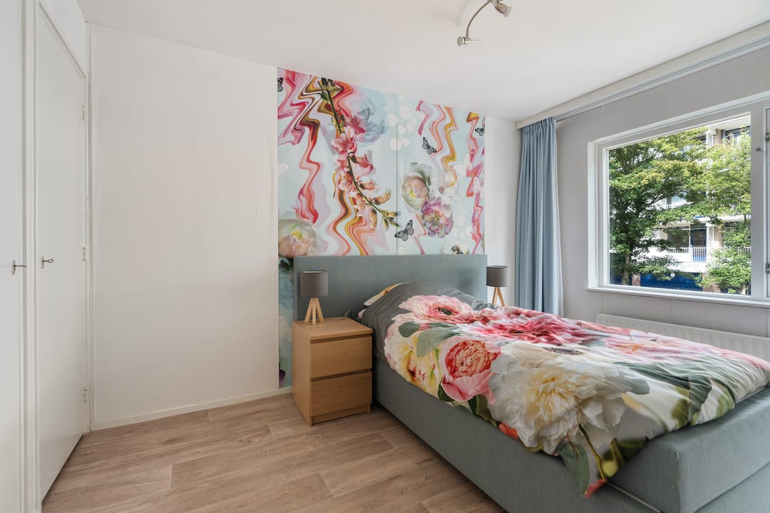 Photo 37 of Wormerveerstraat 45