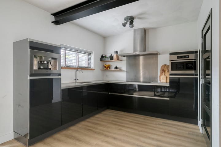 Photo 3 of Deken B.J. van Miertstraat 2