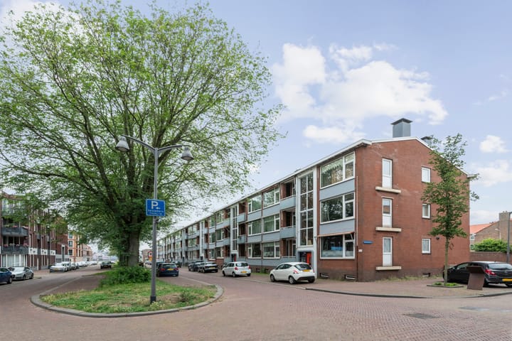 Photo 3 of Oranjestraat 39