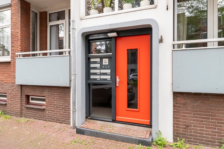 Photo 5 of Oranjestraat 39