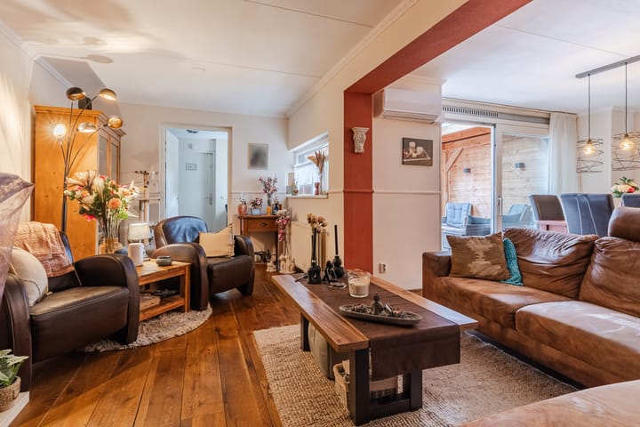 Tussenwoning te koop: Oleanderstraat 4, Breda