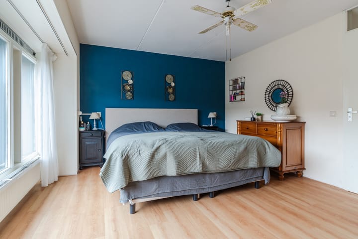 Tussenwoning te koop: Oleanderstraat 4, Breda