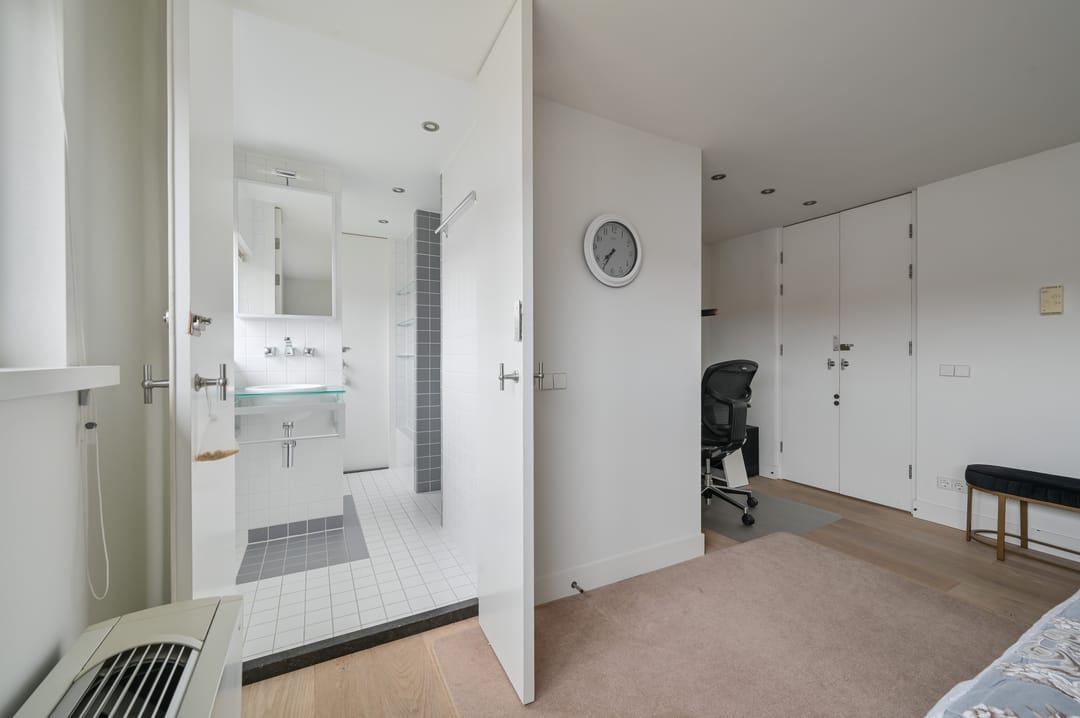 Foto 47 van Raadhuislaan 4