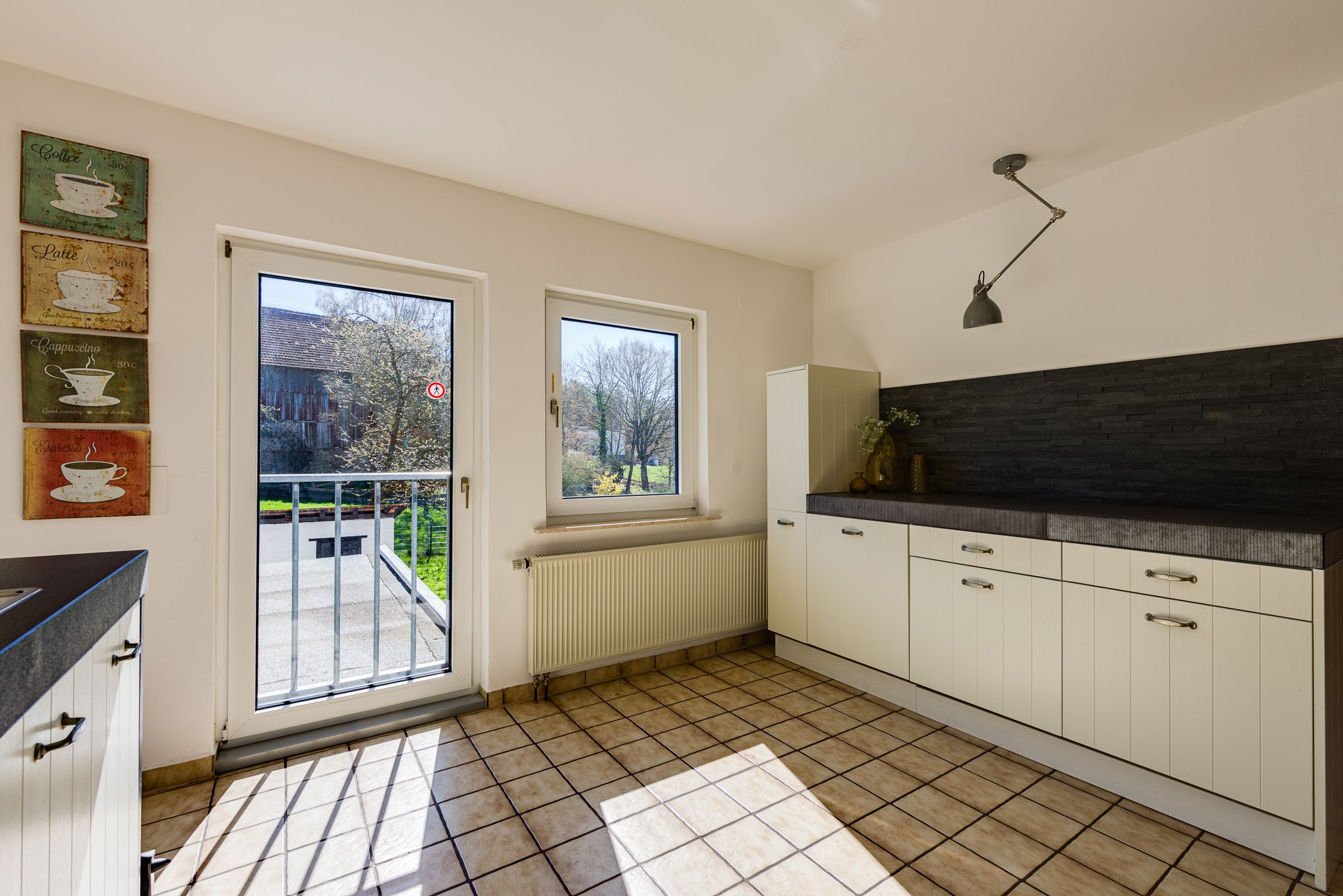 Foto 51 van Waldecker Straße 15