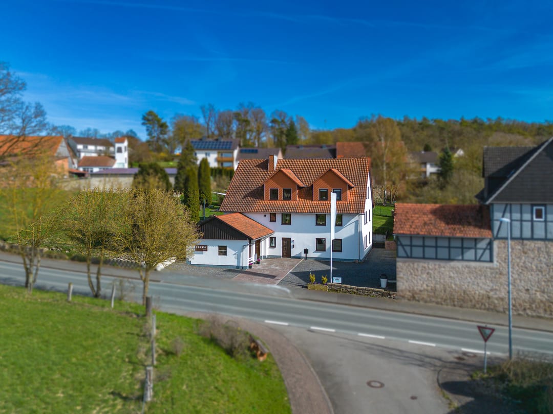 Foto 71 van Waldecker Straße 15