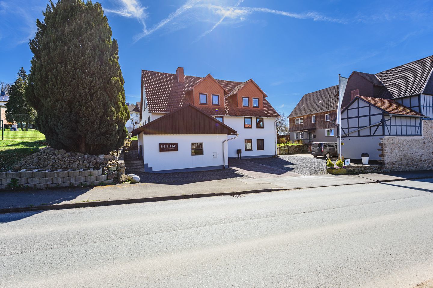 Foto 4 van Waldecker Straße 15