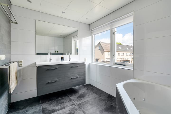Photo 4 of Zwavertsweg 125
