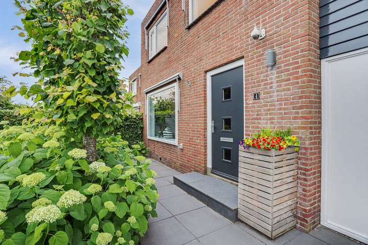 Tussenwoning te koop: Thorbeckelaan 4, Reeuwijk