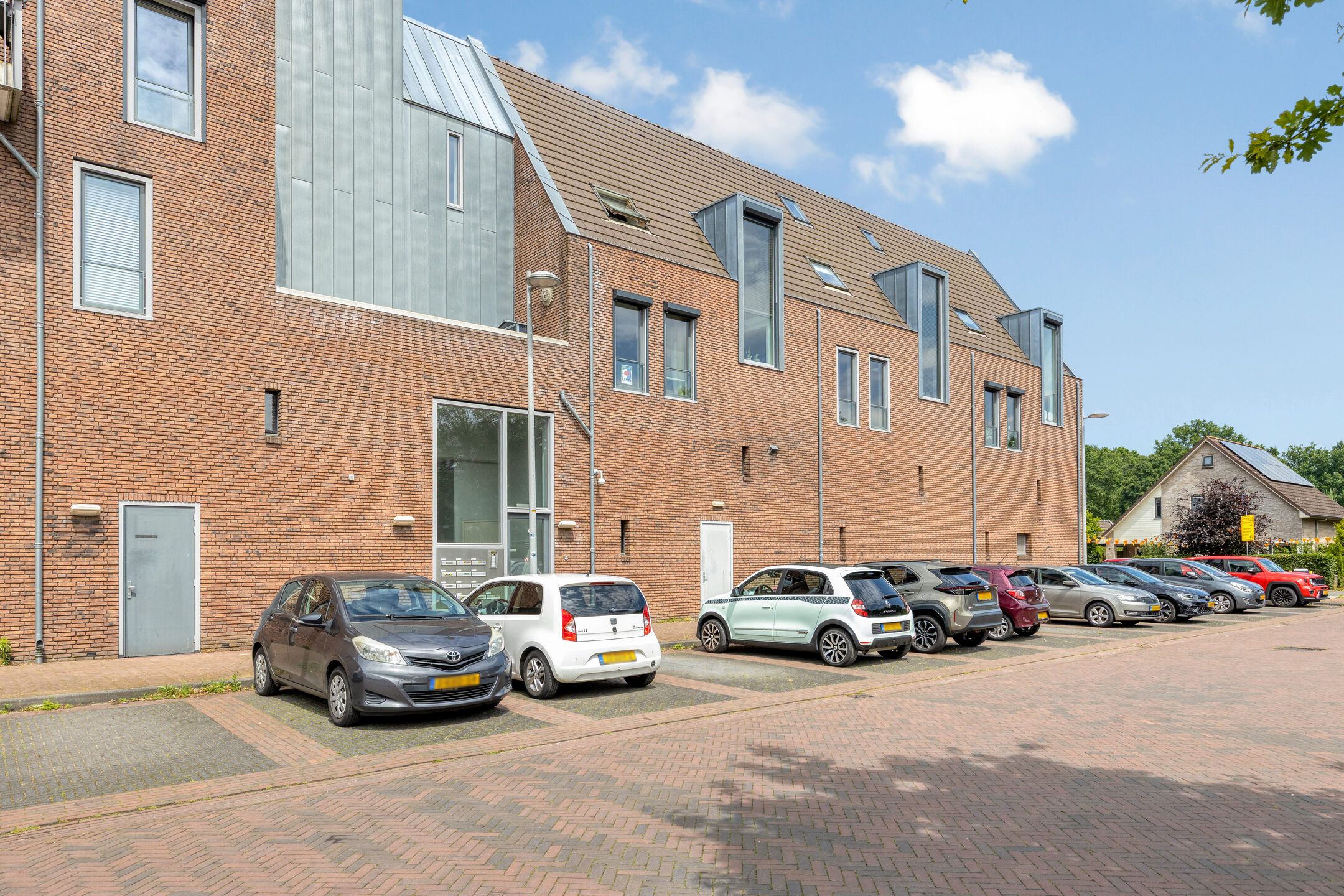 Photo 36 of Asterstraat 16