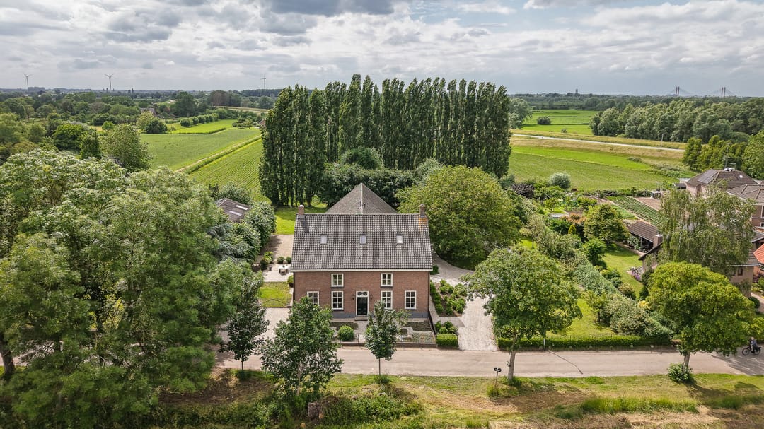 Photo 88 of Dorpsstraat 18