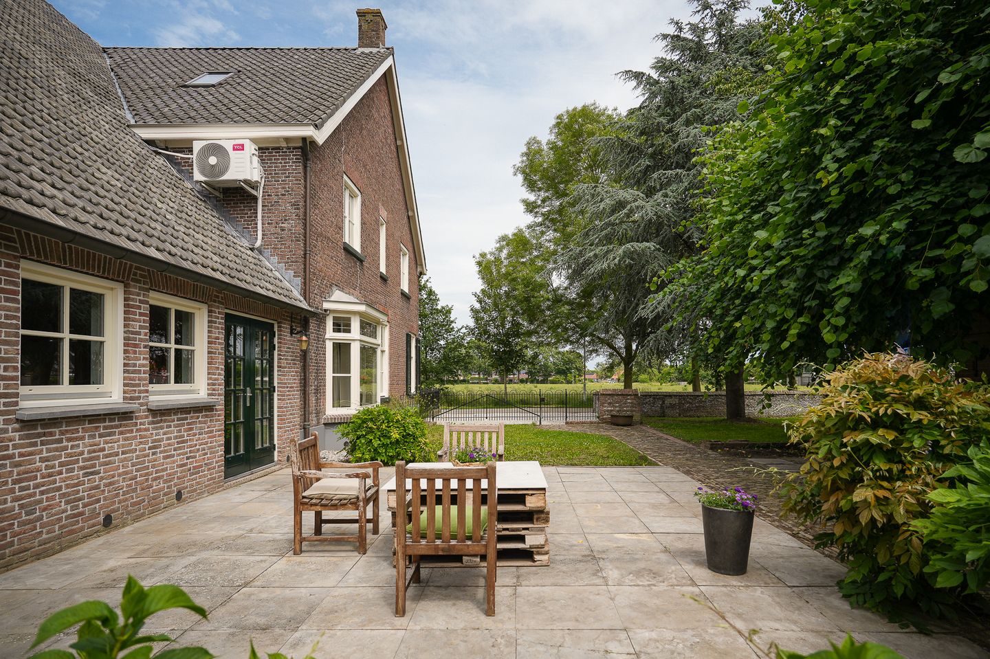 Photo 65 of Dorpsstraat 18