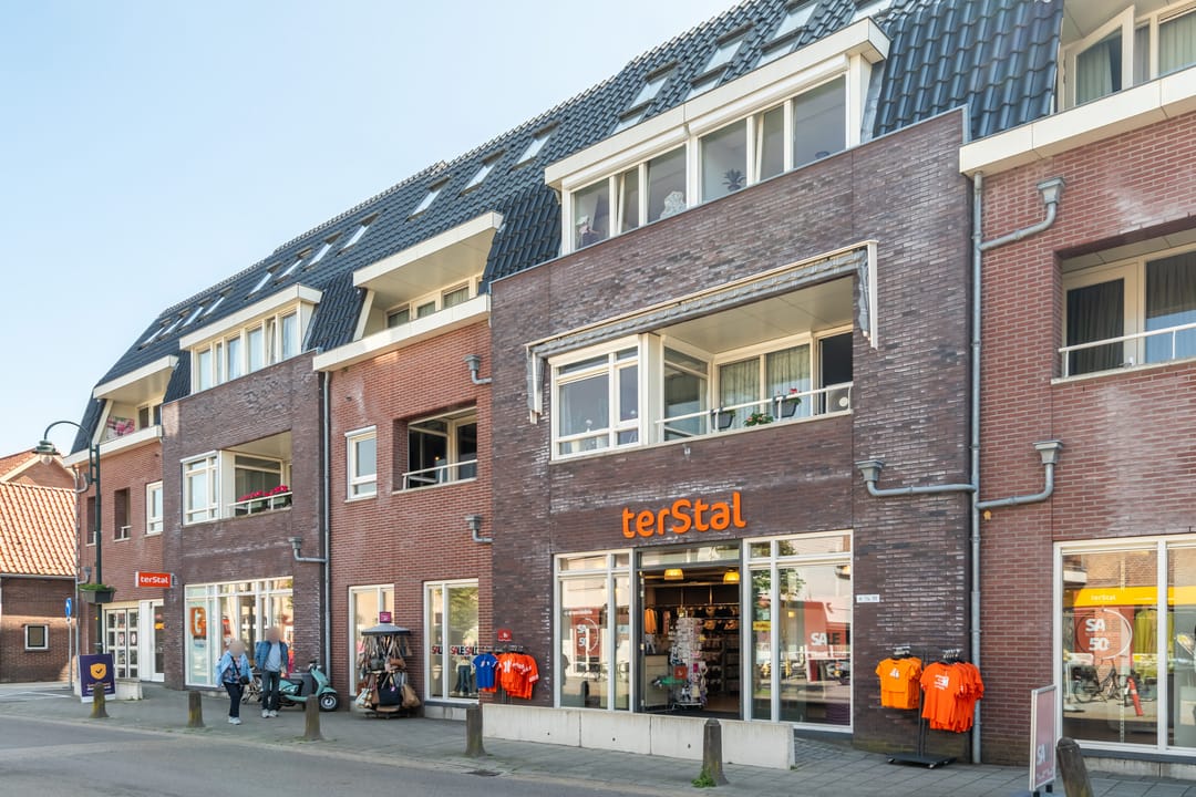 Photo 37 of Marktstraat 16-B