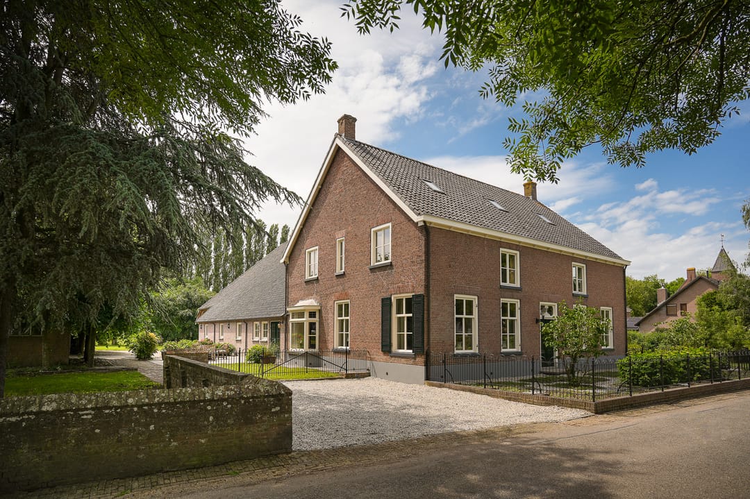 Photo 1 of Dorpsstraat 18