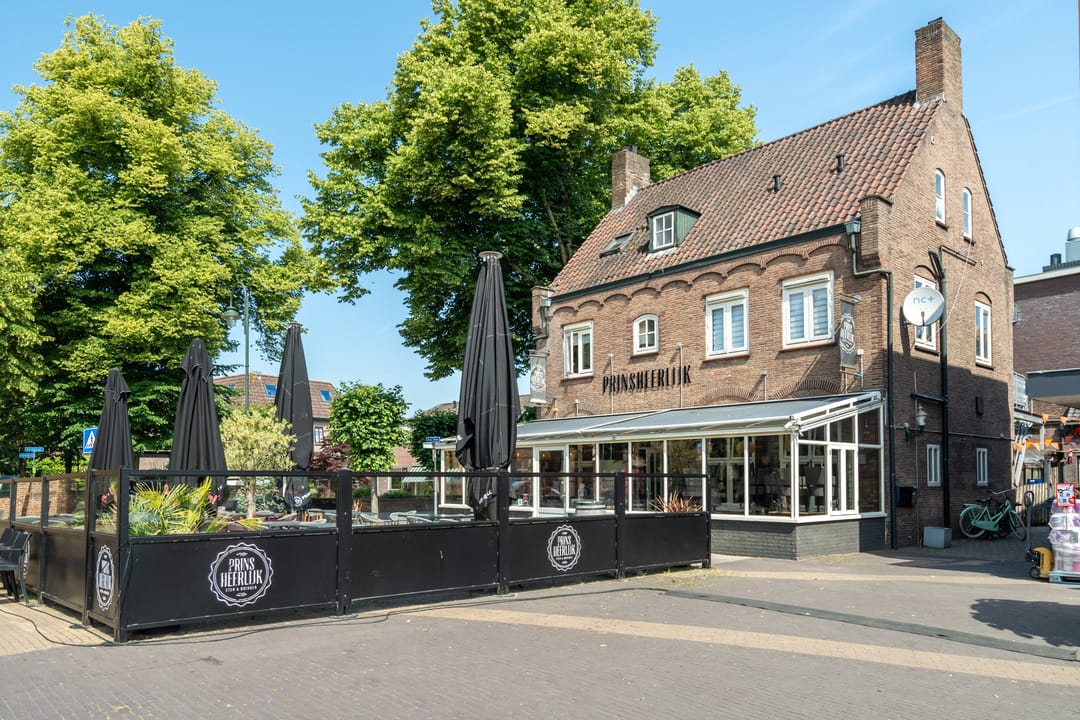 Photo 43 of Marktstraat 16-B