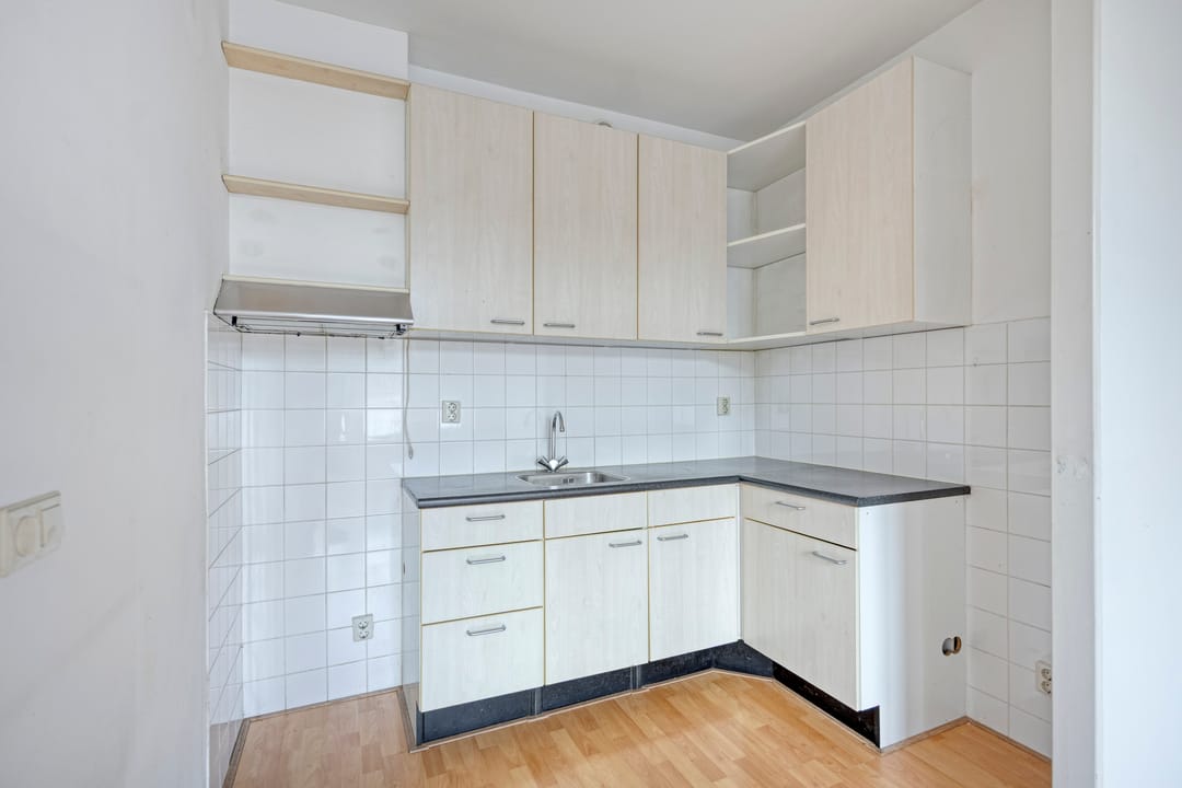 Photo 8 of Lisstraat 8-A01