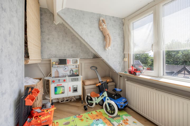 Twee-onder-één-kap te koop: IJsseldijk 374, Krimpen Aan Den Ijssel