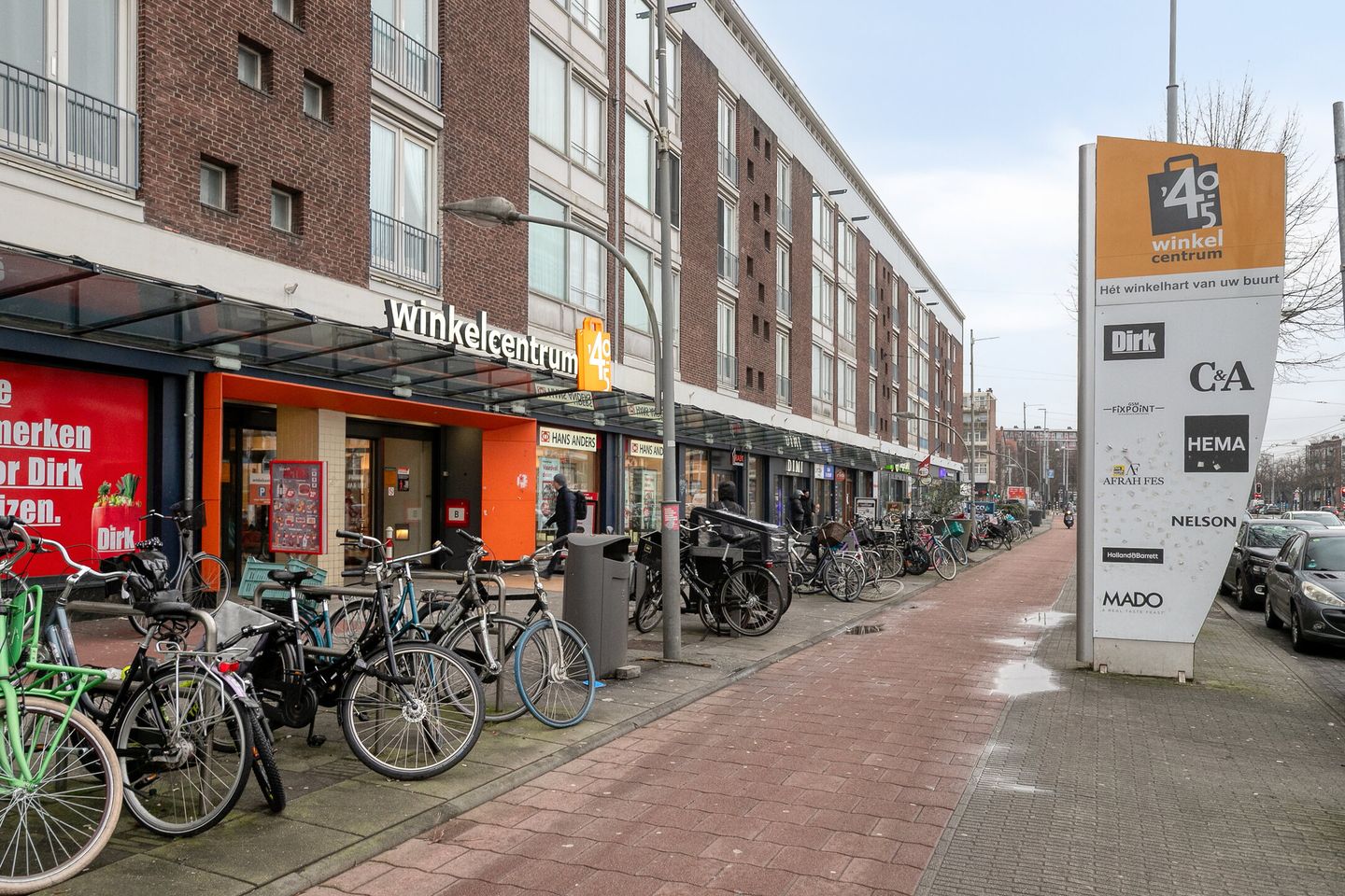 Photo 20 of Lou Jansenplein 20-H