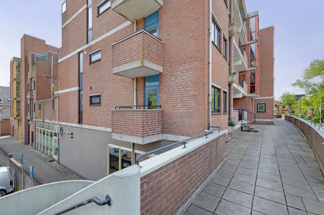 Photo 3 of Plantsoen 186