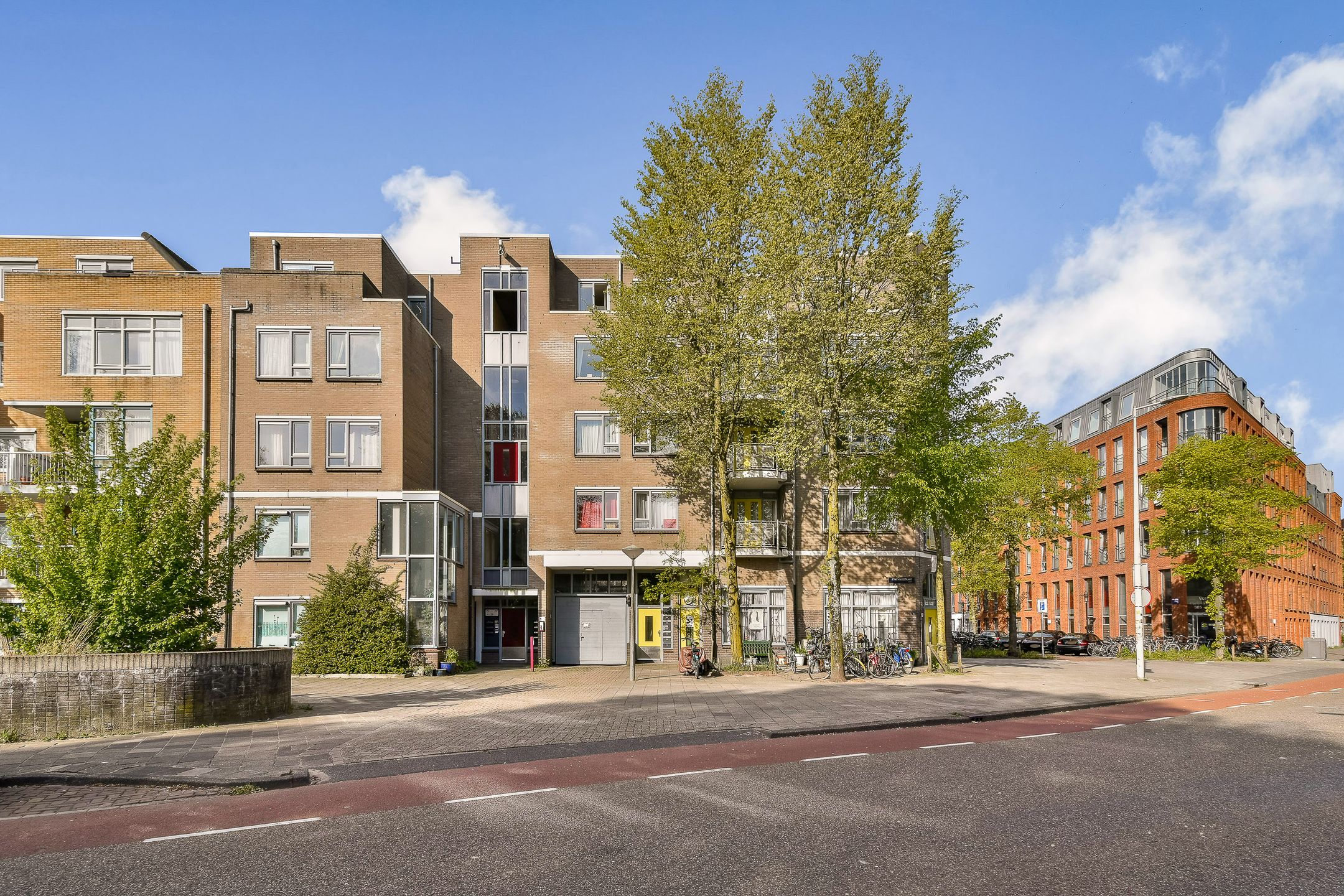 Photo 6 of Pontanusstraat 23-D