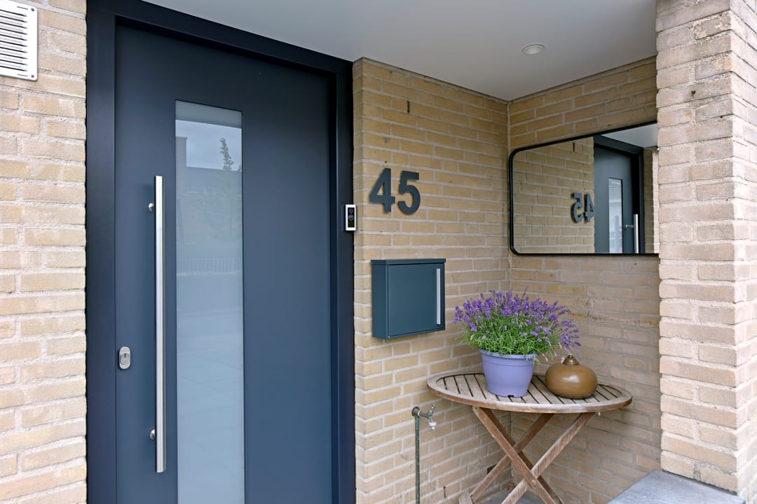Photo 2 of Schoener 45