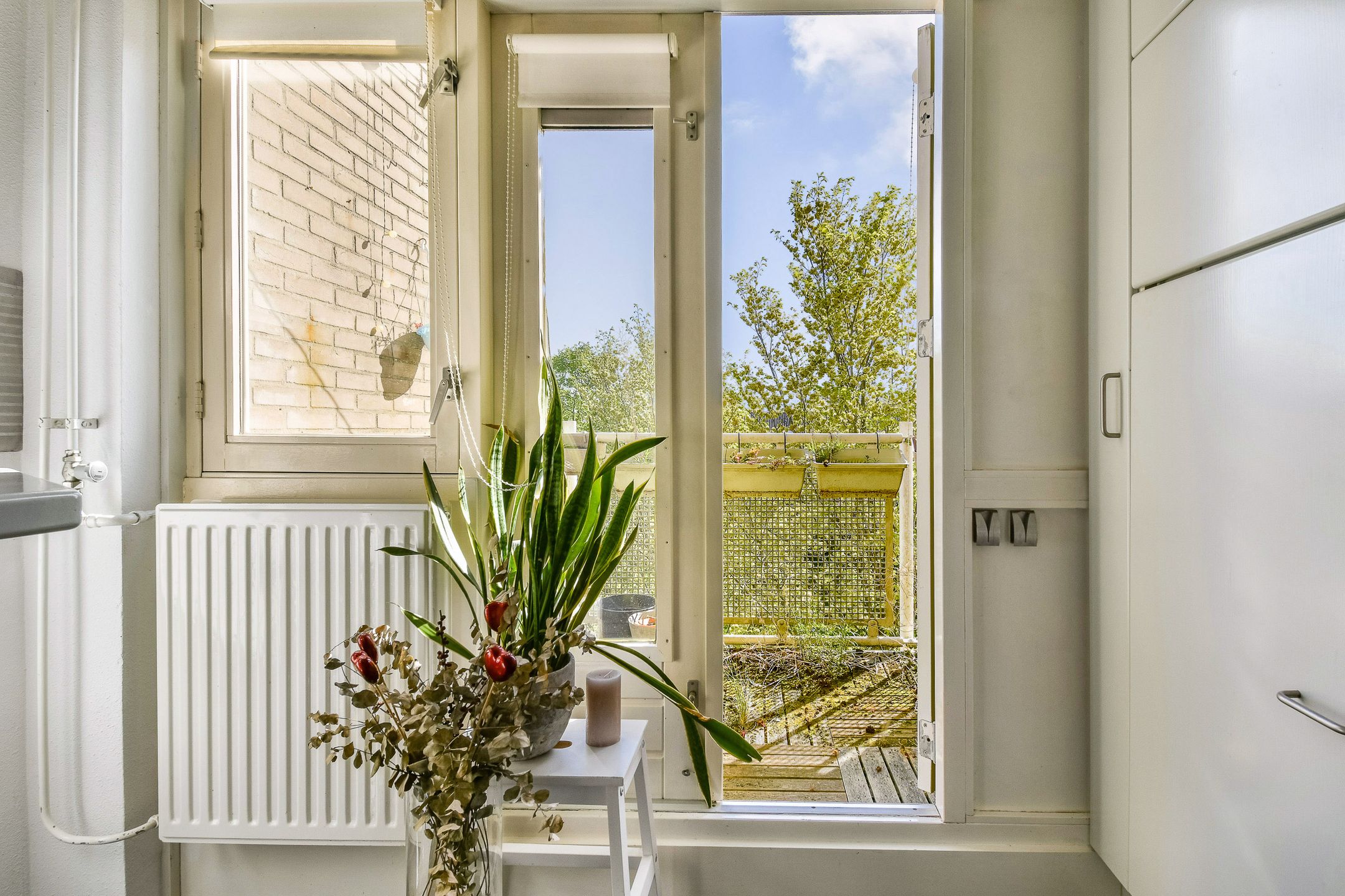 Photo 15 of Pontanusstraat 23-D