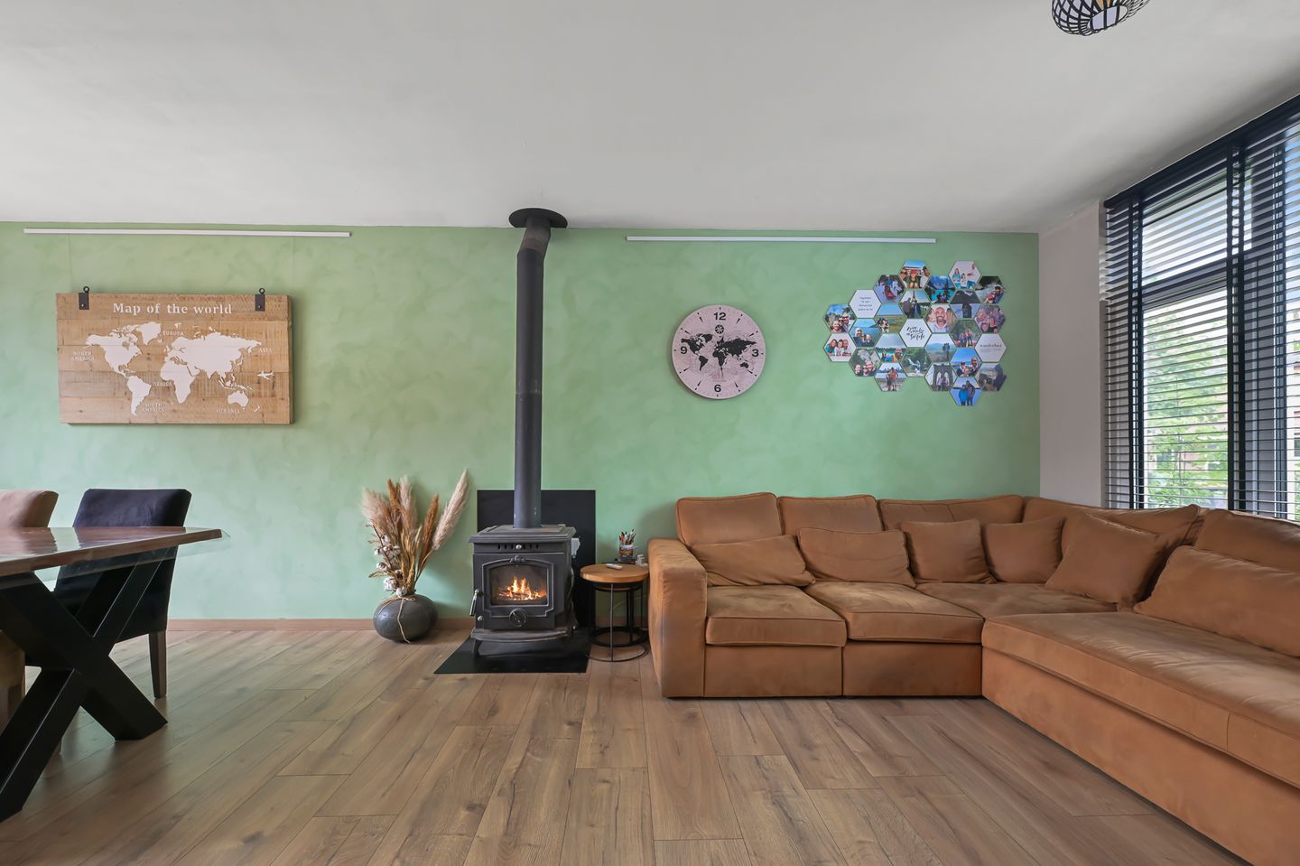 Photo 5 of Hertog Albrechtstraat 72