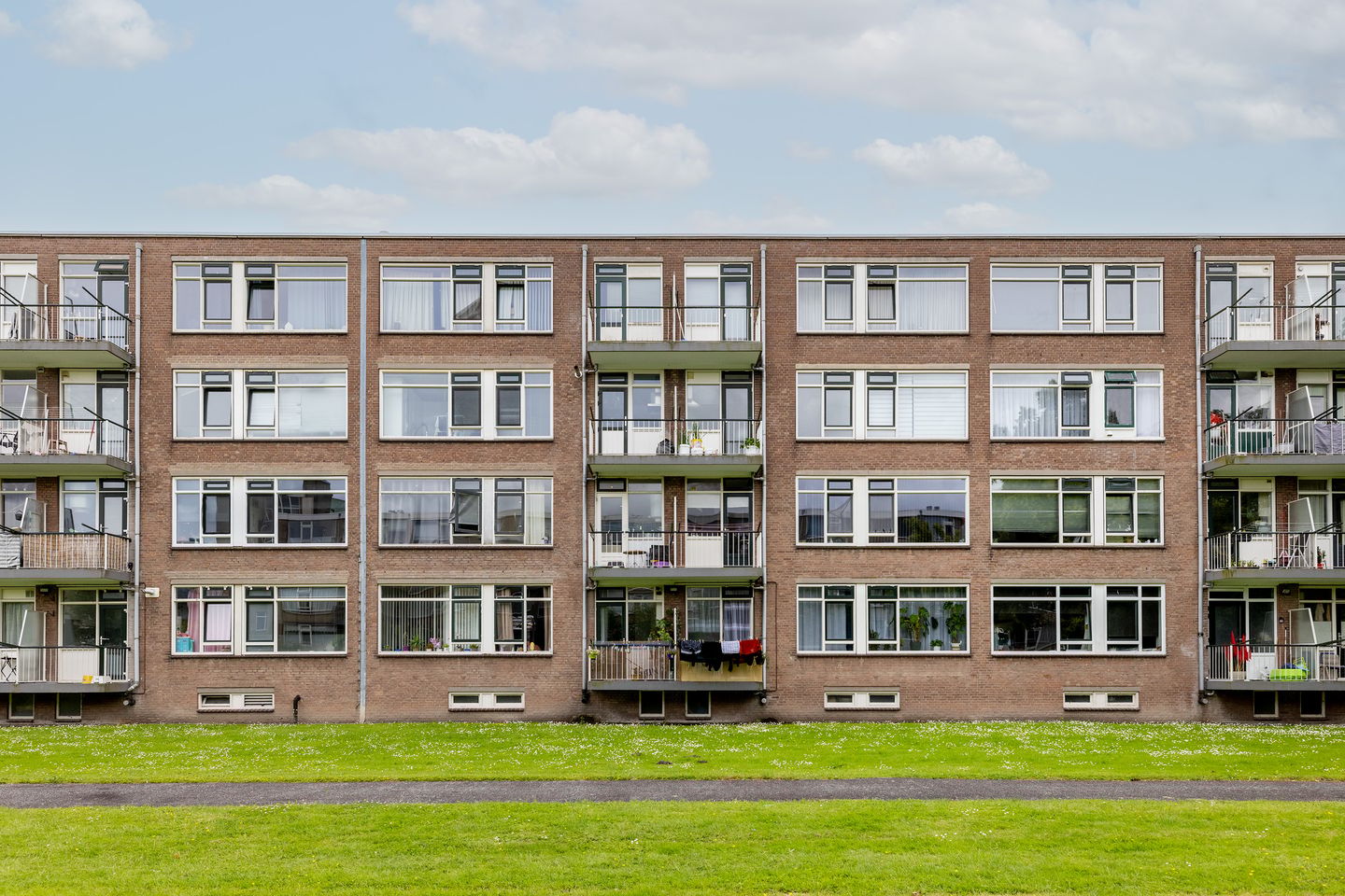 Photo 5 of Wilbertoord 53