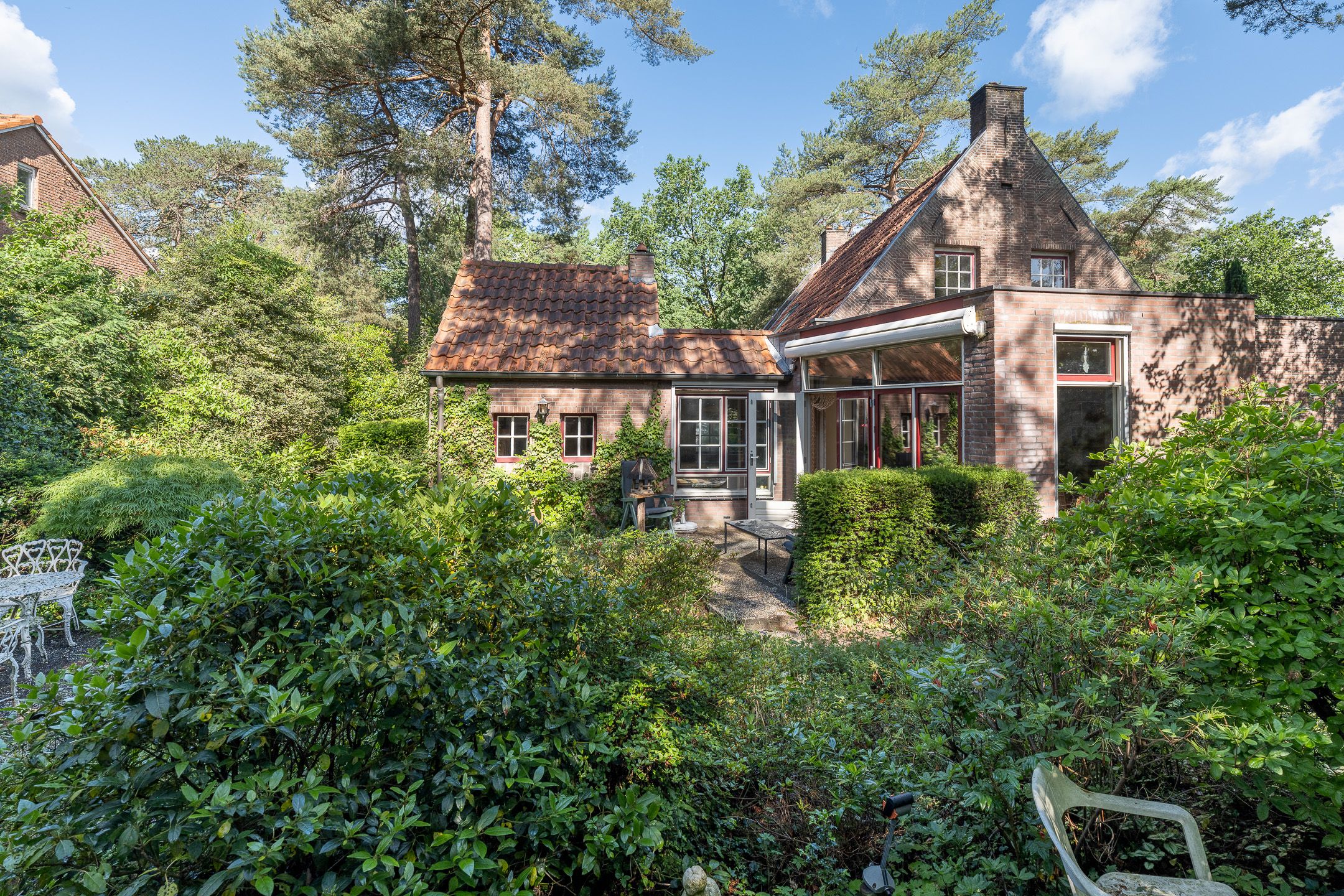 Photo 42 of Raadhuislaan 8