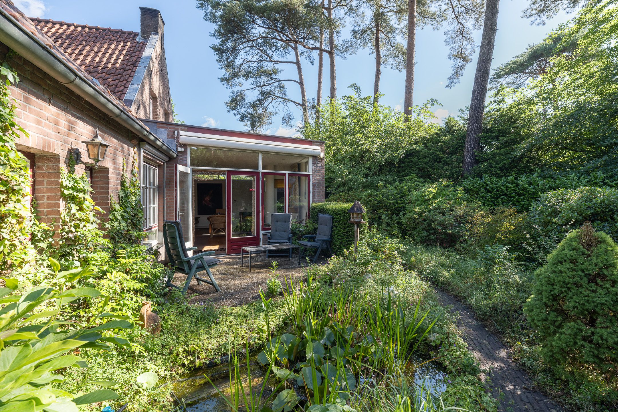 Photo 39 of Raadhuislaan 8