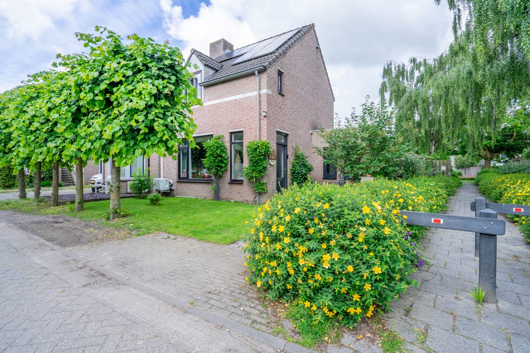 Photo 1 of Klimroosstraat 22
