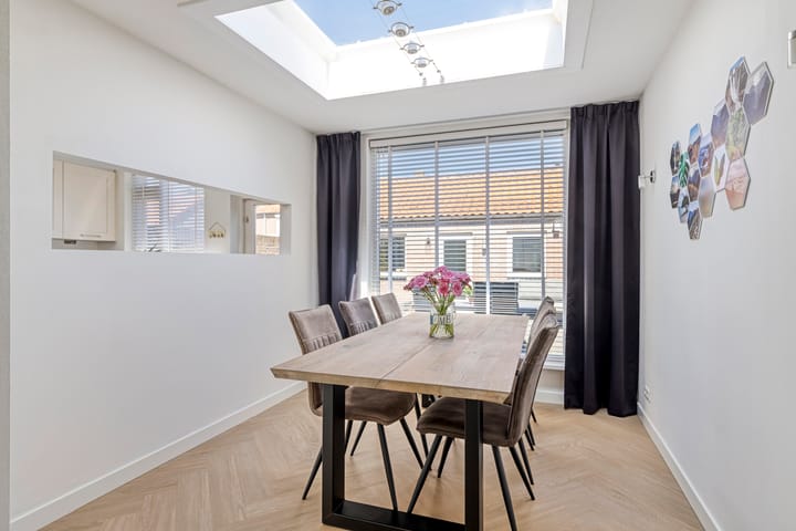 Photo 4 of Johan Brouwerstraat 30