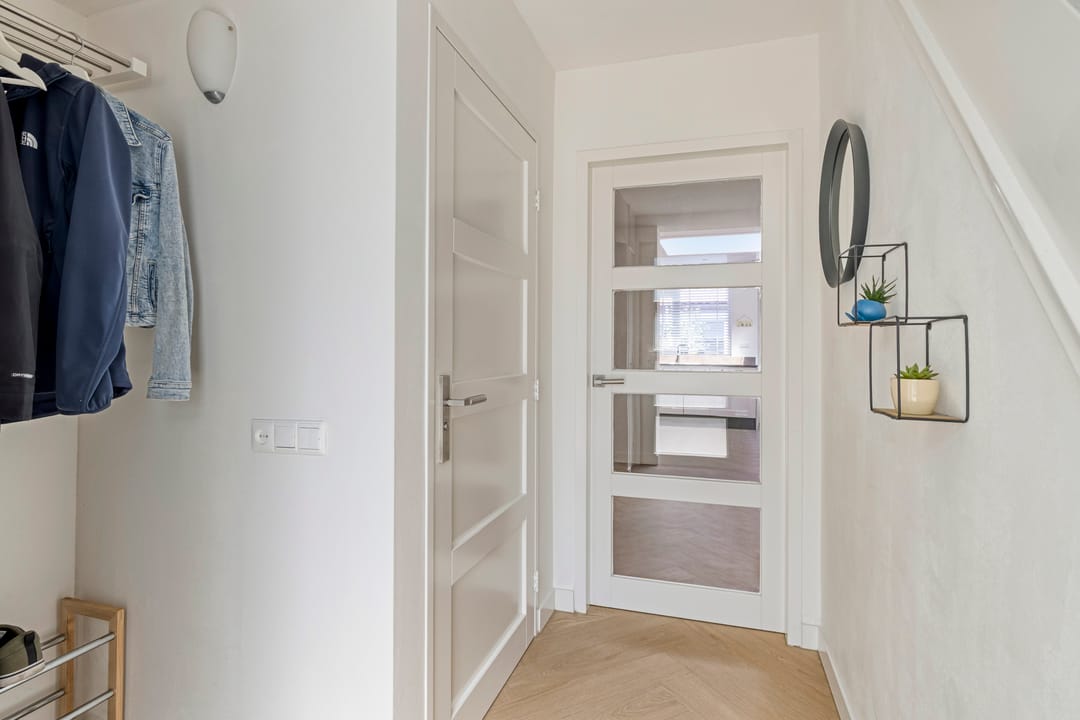 Photo 8 of Johan Brouwerstraat 30