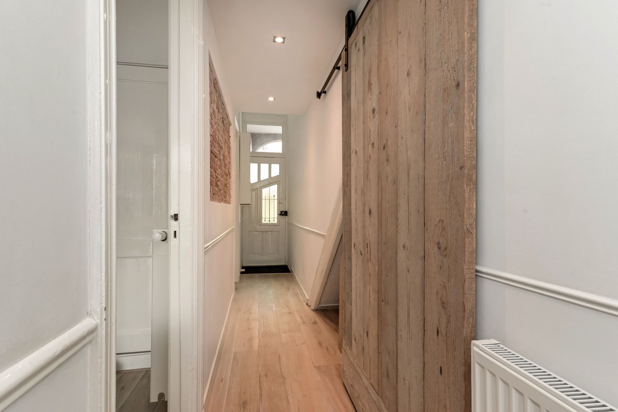 Photo 18 of Gerard Reijnststraat 38