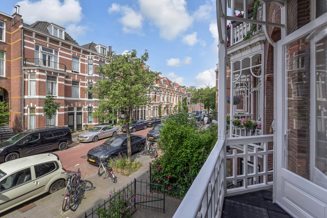 Photo 1 of Gerard Reijnststraat 38