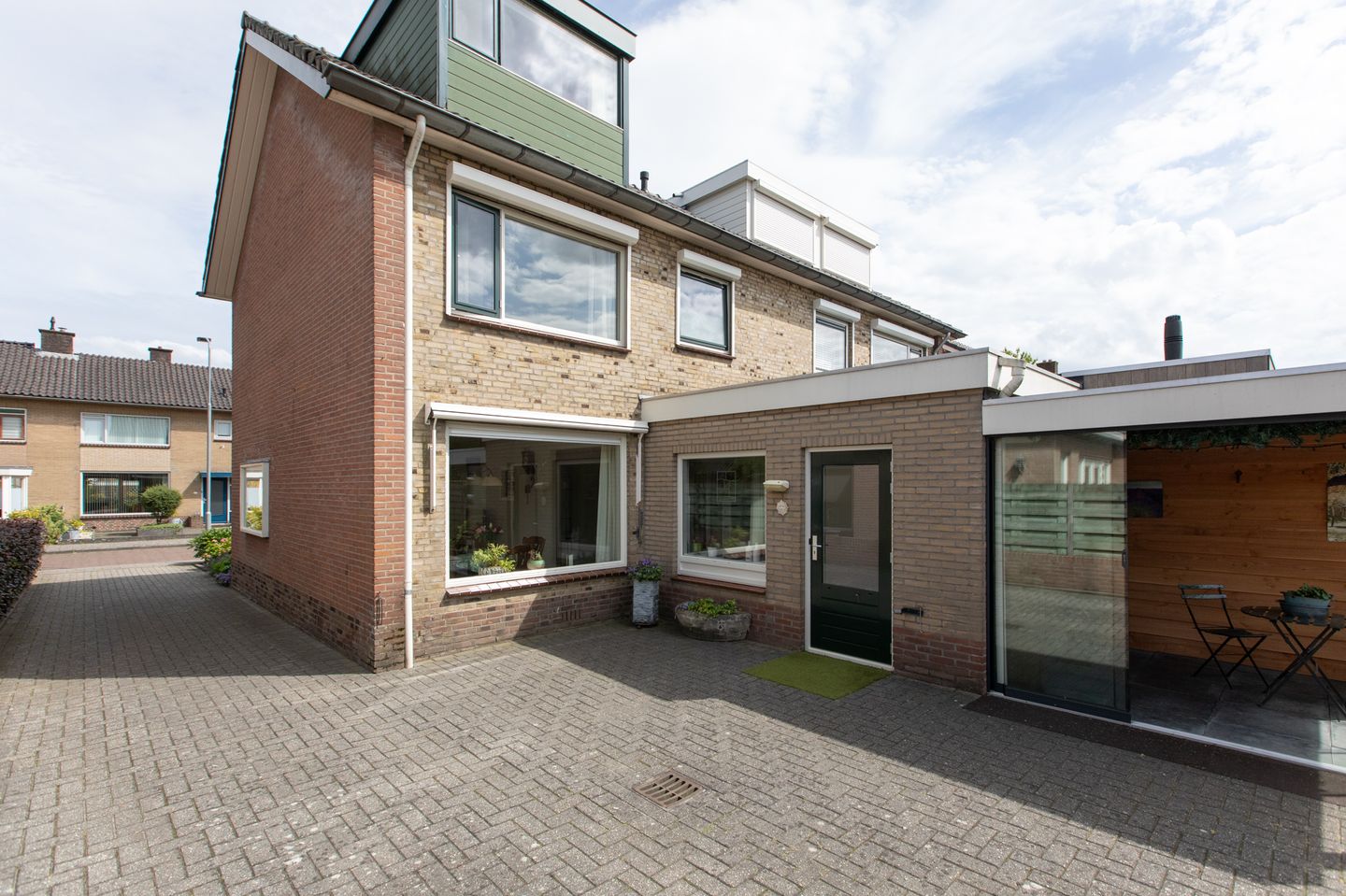 Photo 35 of Vos de Waelstraat 6
