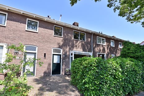 P.M.R. Versteeghstraat thumbnail