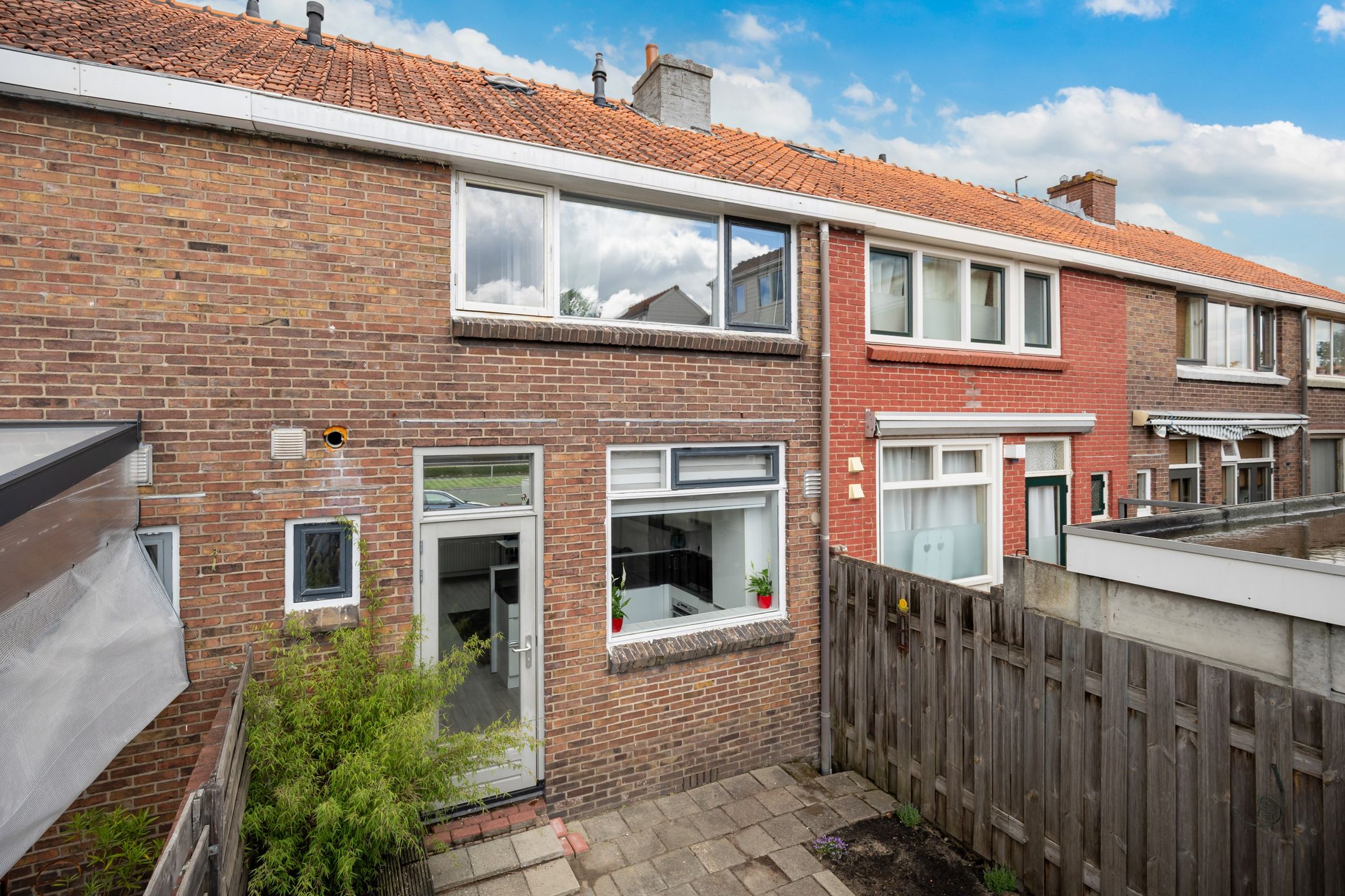 Photo 30 of Merwedestraat 157