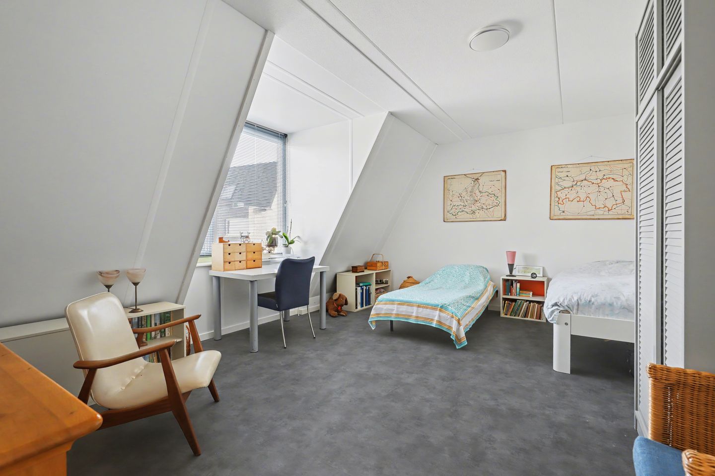 Photo 14 of Pagetstraat 9