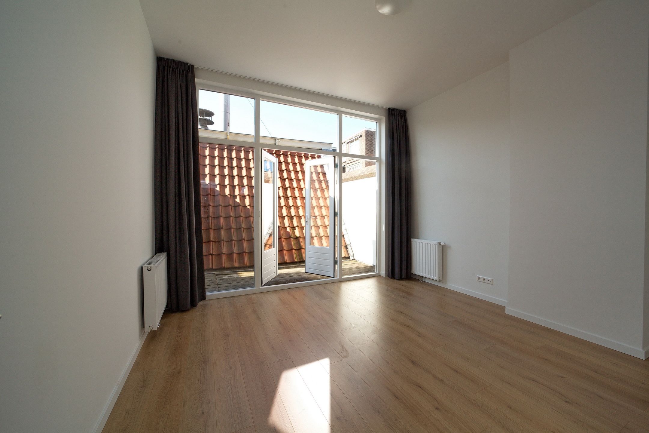 Photo 6 of Bentinckstraat 120