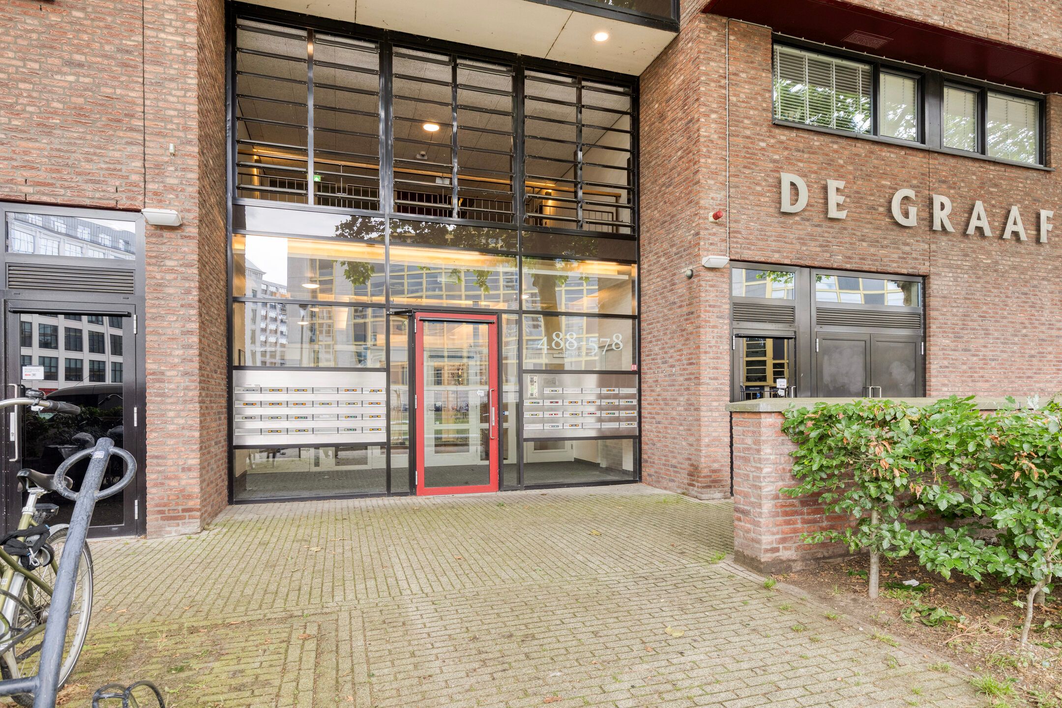 Photo 6 of Lichtstraat 562