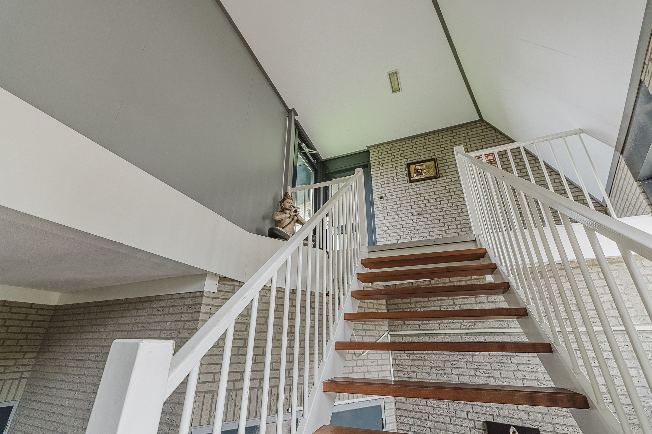 Photo 9 of Dorpsstraat 84-A