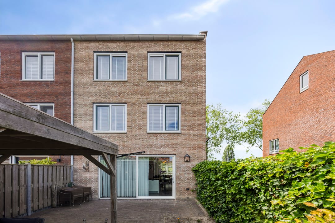 Photo 31 of Spoorbaan 27